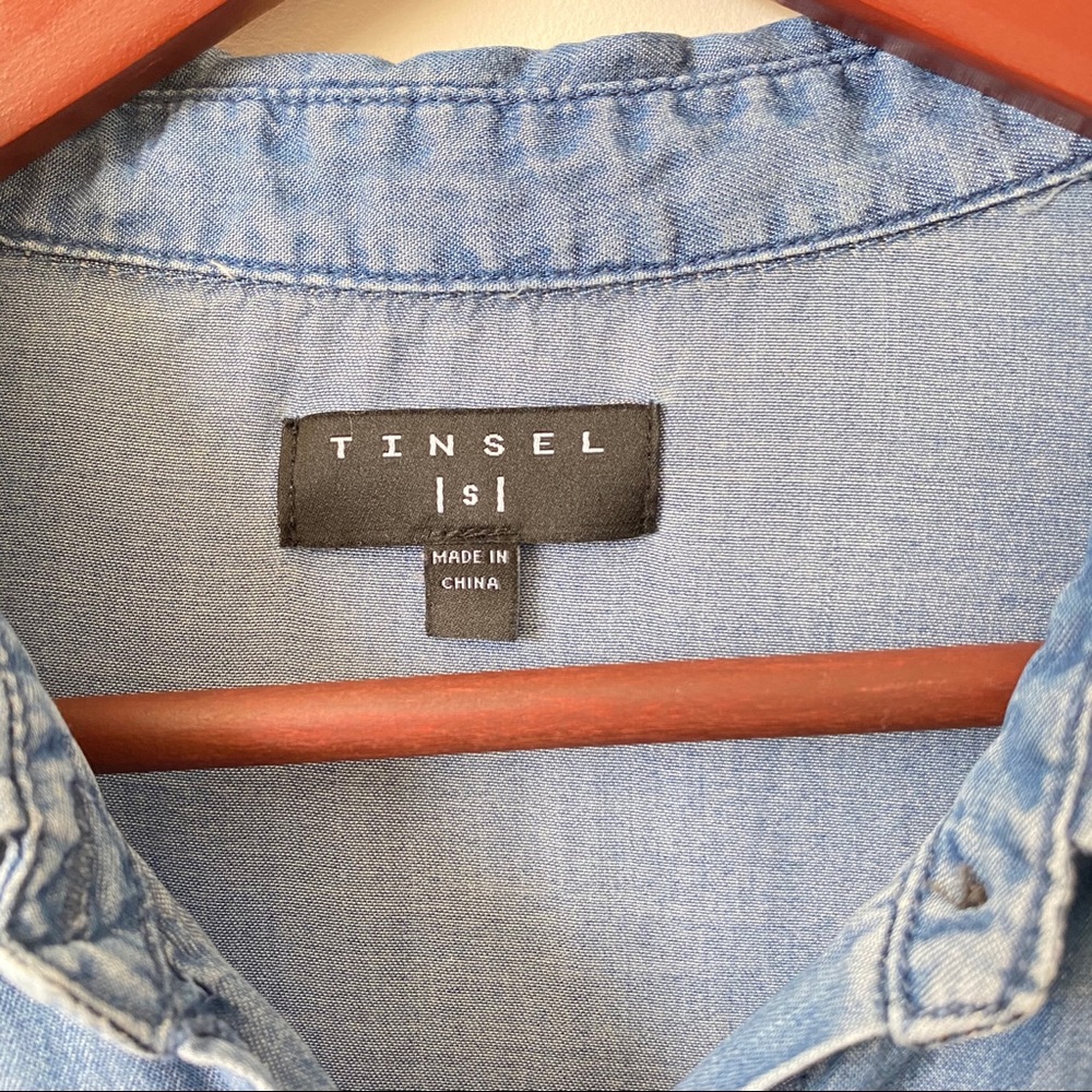 Tinsel Floid Split Back Lyocell Chambray Blue Top - image 3